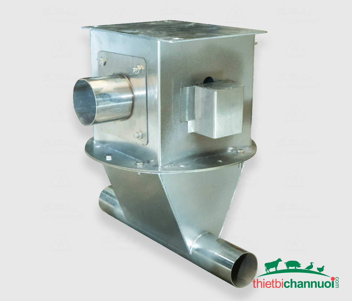 Phểu nạp cám
